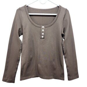 OQQ Long-Sleeve Brown Ribbed Henley Top With Button Detail Size M
